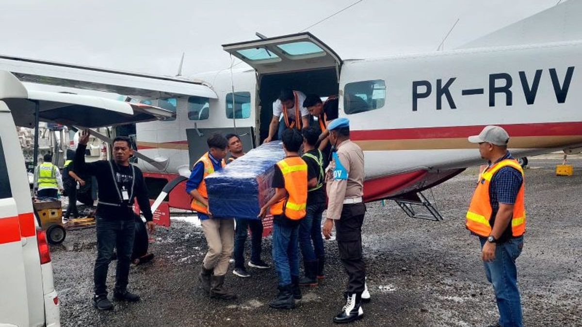 The Body Of The Angkot Driver Victim Of The KKB Shooting, Undius Kogoya Leader In East Paniai, Was Evacuated To Timika