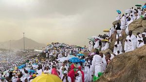 Les pèlerins du Hajj sont invités à éviter l'exposition au soleil direct de 12h3 du matin, c'est normal.
