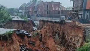 Tangerang Regency Government Prepares Expert Team To Find Causes Of Land Land Land Land In Karang Tengah Village