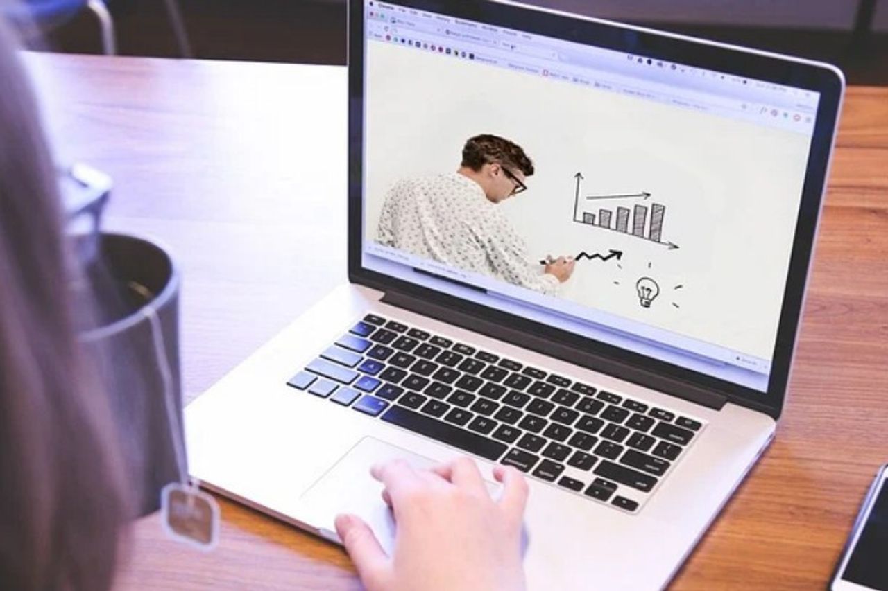 Microsoft Word でテーブルを作成する方法, 簡単で時間がかかりません
