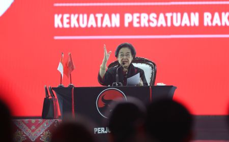 Megawati: Saya Sekarang Provokator Demi Demokrasi dan Kebenaran!