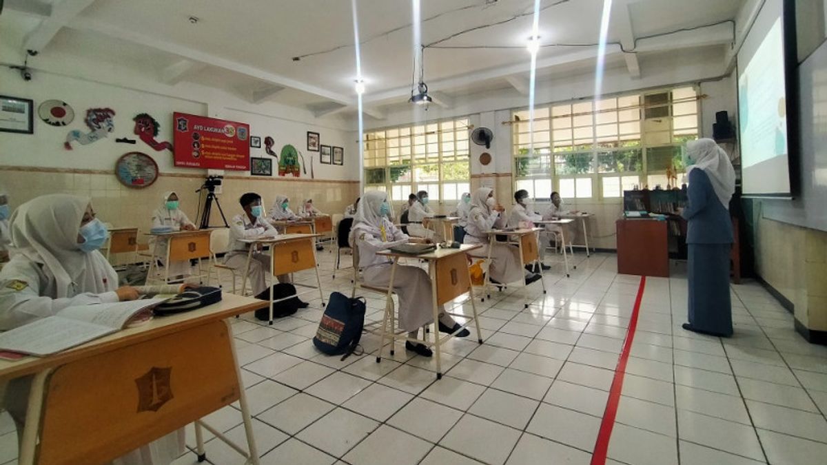 Dispendik Surabaya: Masih Sedikit Wali Murid Izinkan Anaknya Belajar Tatap Muka