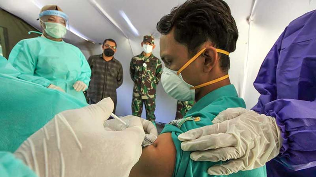 Program Vaksinasi COVID-19 di Denpasar Jangkau 28.633 Orang 