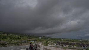 Prakiraan Cuaca BMKG, Hujan Melanda Sejumlah Kota, Kondisi Jakarta Begini