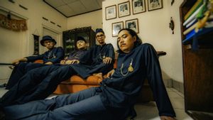 Basajan Persembahkan Kisah Mistis lewat Karya Instrumental, <i>1971</i>
