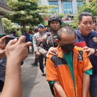 Polisi Tangkap Driver Ojol di Surabaya yang Cabuli Anak Saat Keliling Cari Penumpang