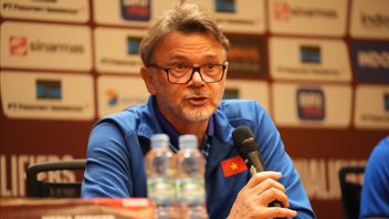 Vietnam Players Boast Of Taklukan Indonesian National Team: Presenting Philippe Troussier's Birthday Gift