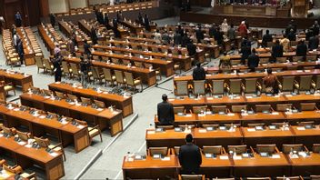 Komisi X Dorong Bahasa Isyarat Masuk Kurikulum Buntut Tuna rungu Dirundung