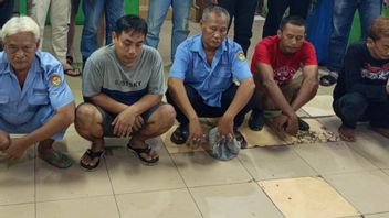 Thugs Under The Guise Of Mass Organizations At Kramat Jati Main Market Intimidate Retired Police