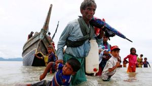 Indonesia-Malaysia Kolaborasi Tangani Masuknya Pengungsi Rohingya, Bakamla: Kalau Kapalnya Rusak Ya Ditolong