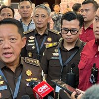 Kasus Petral Terus Diusut, Kejagung Koordinasi Lintas Lembaga untuk Pemulangan Riza Chalid