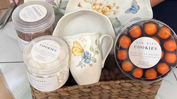 洪水贺卡工匠在伊德尔前夕订购