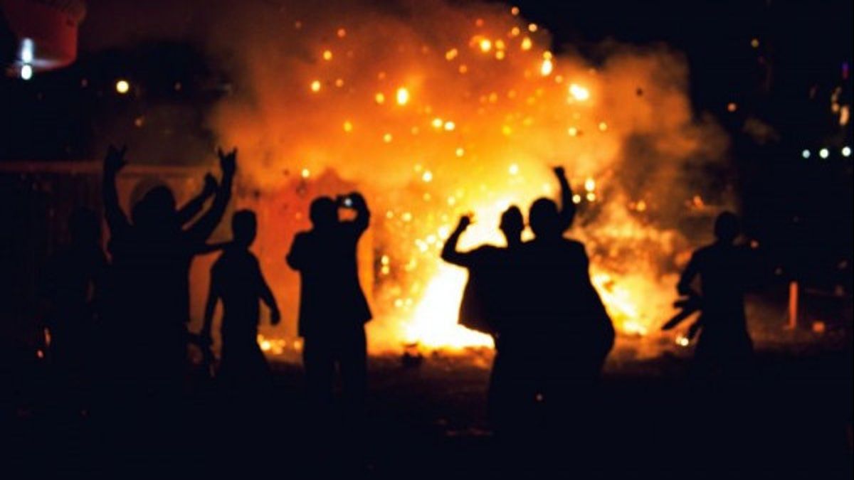 Riots Erupt In North Australia, Teenagers Supervised By Implementation Of Night Hours Despite Easter Holidays