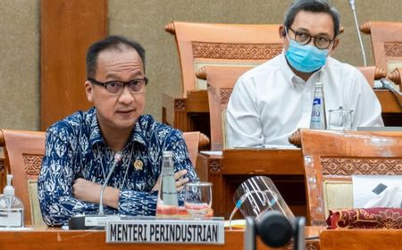 Lampaui Target, Kemenperin Salurkan 9.841 Sertifikasi TKDN