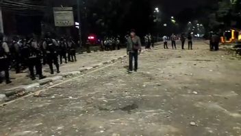 Conditions Actuelles De L’affrontement à Pancoran: La Police Motorisée Opère, Les Résidents Invités à Prendre Du Recul