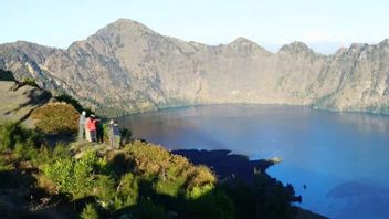 Long Holiday, Mount Rinjani Visited by 1,505 People