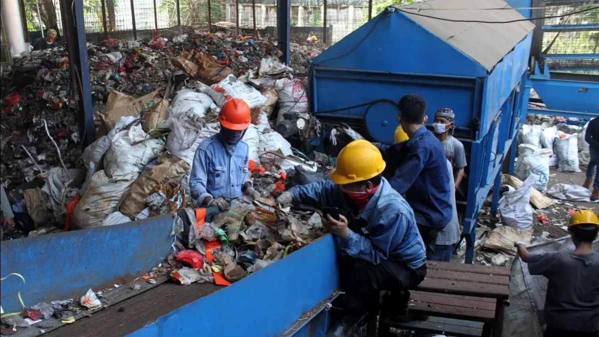 Waste Processing into Electricity in Semarang, Central Java Governor: 2029, We Have Zero Waste