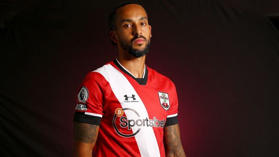 Bahagianya Theo Walcott Kembali ke Pangkuan Southampton