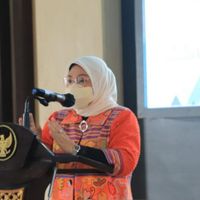  Menaker Pastikan Percepat Penyaluran Bantuan Subsidi Upah 