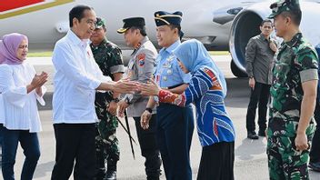 Ditemani Prabowo dan Erick Thohir, Presiden Jokowi Bahas Potensi Ekspor Alutsista di PT Pindad 