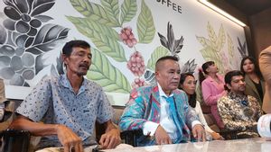 霍特曼·帕里斯·门蒂夫 警察局长西吉特和西爪哇警察局局长Vina Cirebon案, 向家人承诺迪卡瓦尔