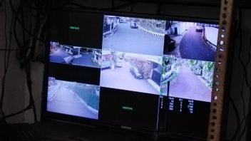 RT議長は、デュレン・ティガ警察複合施設のCCTVが、イルジェン・ファーディ・サンボの中途半端な家の前を含め、警備員のポストで監視されていると言っている