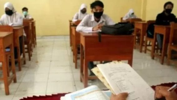 Guru Belum Divaksin dan Kasus COVID-19 Tinggi, IDI Tolak Kebijakan Sekolah Tatap Muka di Sulsel