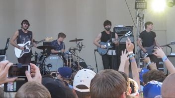 イギリス首相、イラン戦争は国民の買い物・休暇習慣を変えると語る