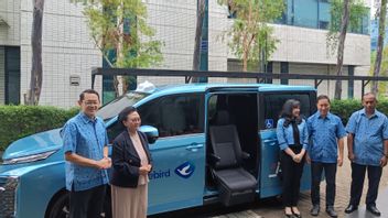 Take A Peek At The New Lifecare Blue Bird Facilities That Facilitate Passengers With Disabilities To The Elderly