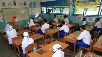 Le Gouvernement Provincial De DKI Continue Ptm 100 Pour Cent Même Si 15 écoles Ont Fermé En Raison De Cas De COVID-19