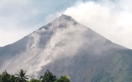 10 Gempa Guguran dalam 6 Jam, Aktivitas Gunung Karangetang Cenderung Menurun