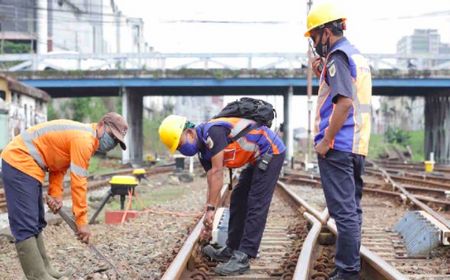 Antisipasi Musim Hujan, KAI Siagakan Pengawasan dan Mitigasi di Jalur Kereta Api