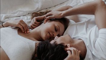 Dijamin Makin Nikmat, Ini Panduan Nyaman Buat Kamu yang Ingin Lakukan Seks Oral
