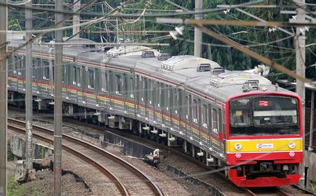 Mulai Selasa 14 September Naik Kereta Api termasuk KRL Wajib Vaksin