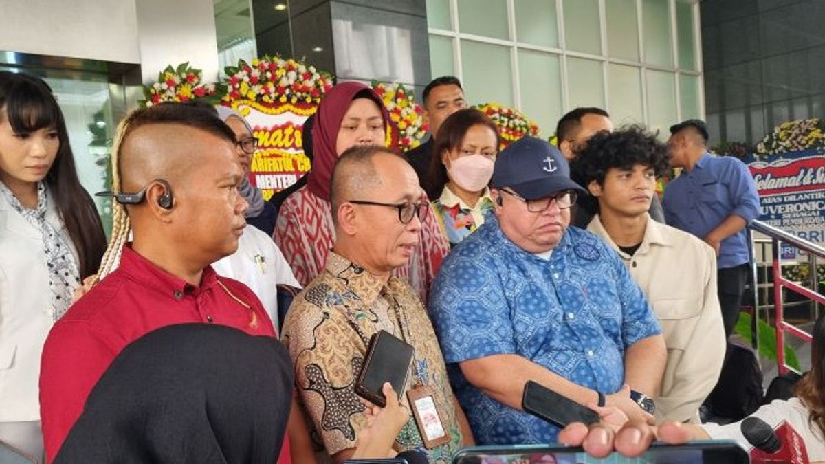 Facing Cases Of Alleged Immorality Of Children And Abortions, Vadel Badjideh Visits KemenPPPA