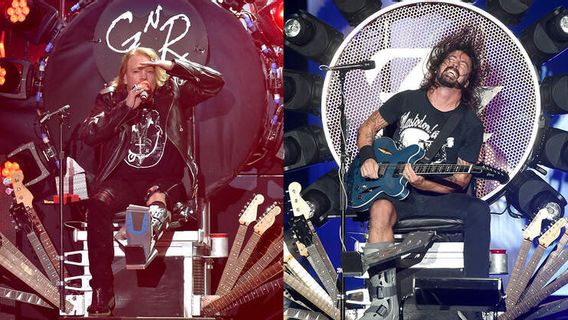 It Turns Out That Axl Rose Gave Dave Grohl An Expensive Guitar