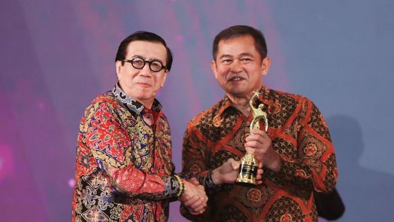 KSAD Maruli Raih Nawacita Award karena Kontribusi di Bidang Pertahanan