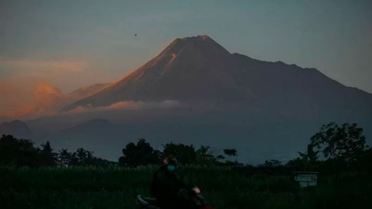 Berita DIY: Gunung Merapi Alami 156 Kali Gempa Guguran