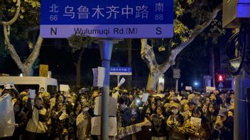 احتجاجات القيود المفروضة على كوفيد-19 في الصين تنتشر إلى الجامعات والمدن في الخارج