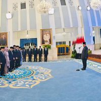 Berjasa, Presiden Prabowo Anugerahkan Tanda Kehormatan Kepada Puan Maharani, Sufmi Dasco Ahmad, dan Tokoh Lainnya