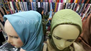 Penjualan Hijab Impor Tembus 1,06 Miliar di RI, Produk Lokalnya ke Mana?