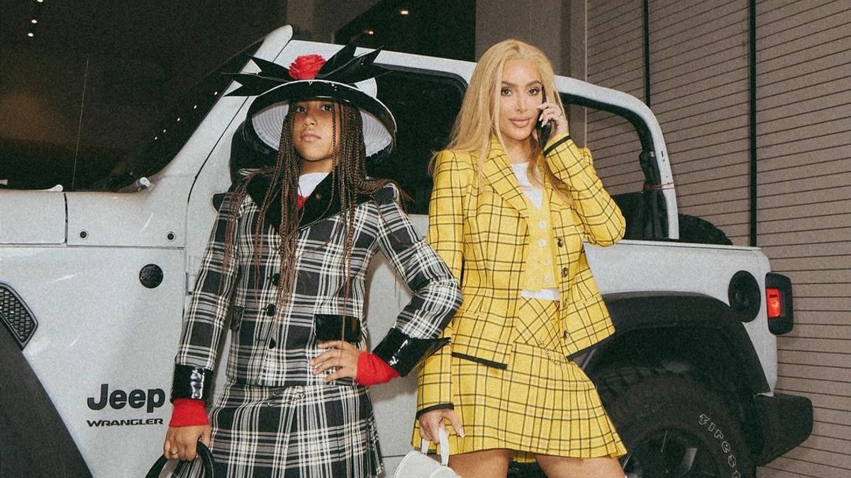 Kim Kardashian To Hailey Bieber, 9 Best Portraits Of Hollywood Celebrity In 2023 Halloween Costumes