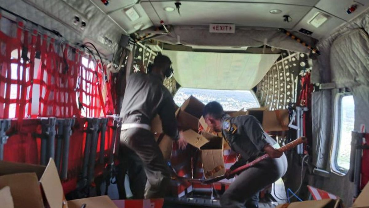 Darat Masih Bermasalah, TNI AU Kerahkan 2 Pesawat Salurkan Logistik Lewat Jalur Langit ke Aceh Tamiang