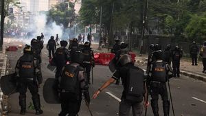 Demo UU Cipta Kerja di Cirebon Dibubarkan Polisi karena Tak Punya Izin