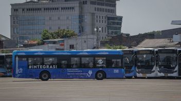 Transjakarta Sesuaikan Sejumlah Rute Bus Imbas Demo di Kawasan Patung Kuda