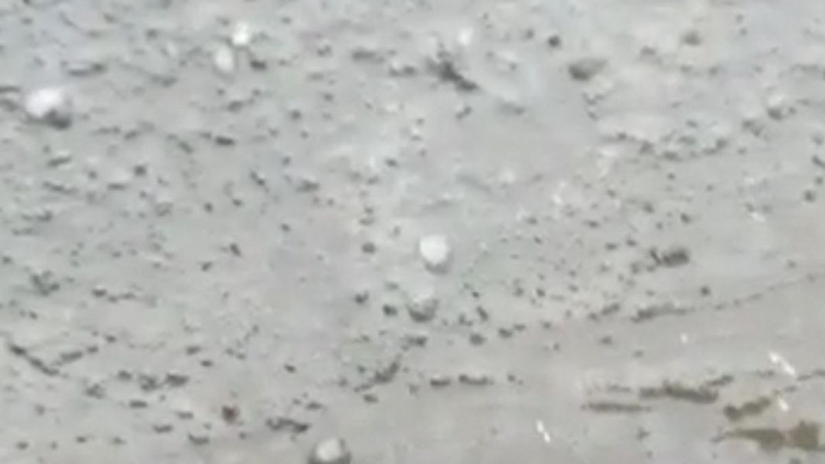 Warga Ciputat dan Pamulang Dihebohkan Hujan Es, BMKG Beri Penjelasan