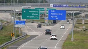 Korlantas Berlakukan One Way Sepenggal di Tol Trans Jawa Mulai Selasa Sore