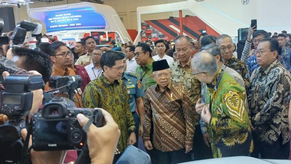 GIIAS 2024自動車展示会がインドネシア共和国のマールフ・アミン副大統領によって正式に開幕