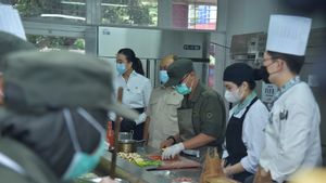 DPR Apresiasi Program MBG Tapi Ingatkan Pemerintah Soal Kasus Keracunan