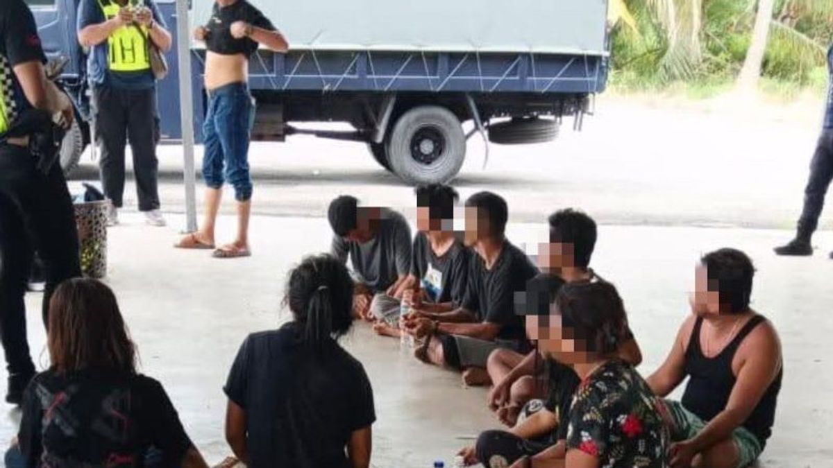 不法移民船がマレーシア沖で再び沈没、14人のインドネシア人が救助される
